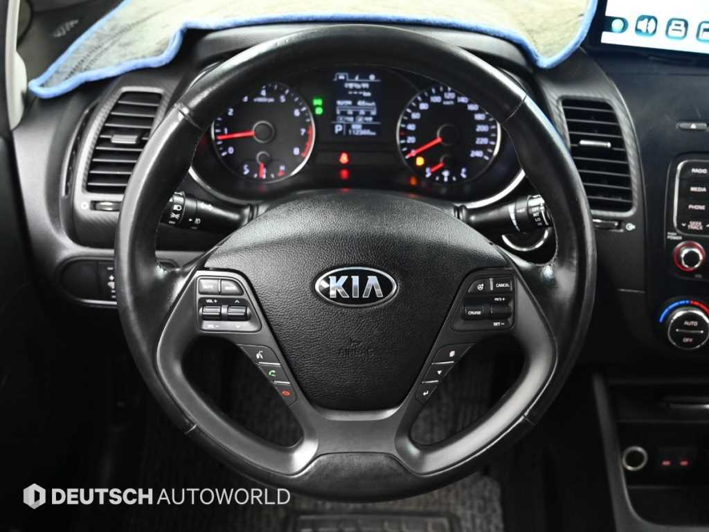 KIA K3 2013 Blanco - Importación desde Corea - HF Imports Iquique - Foto 14