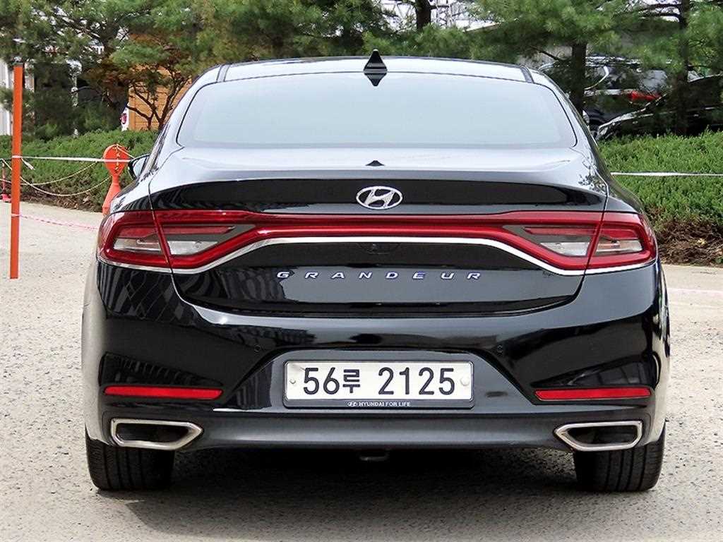 HYUNDAI Grandeur - Vista 4