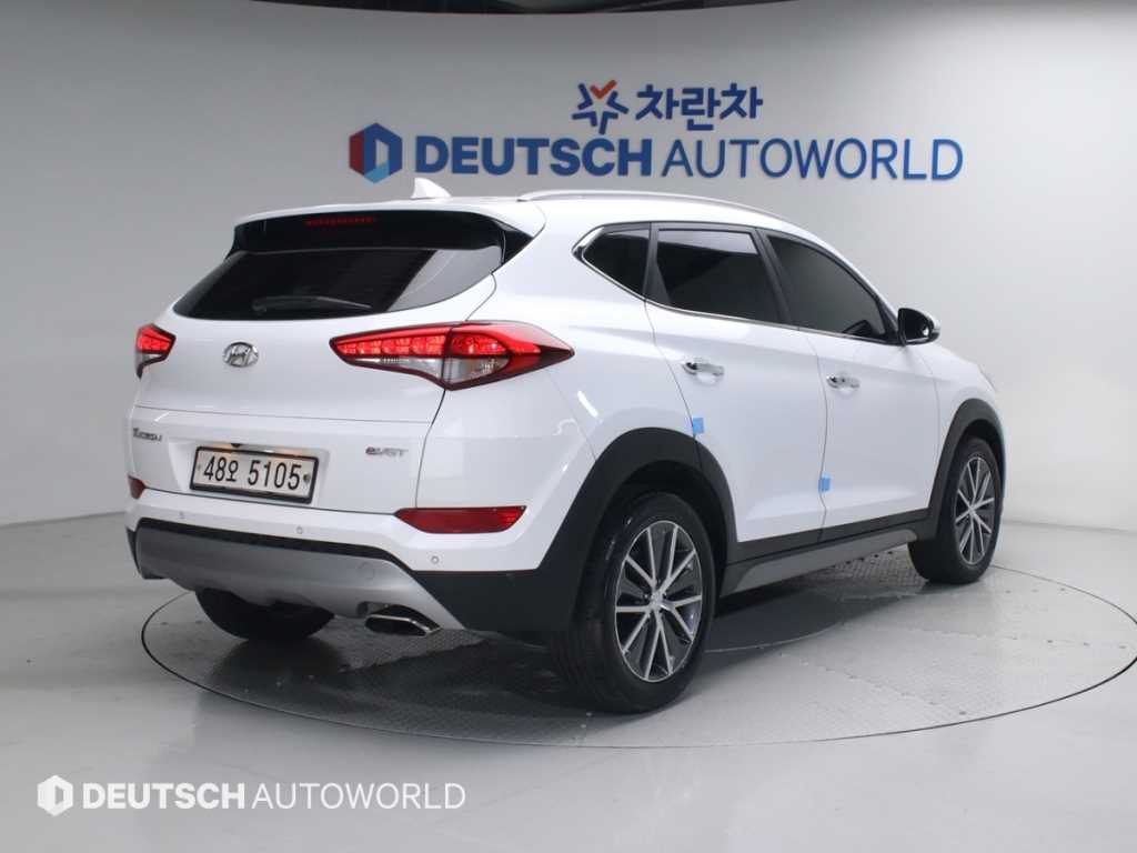 HYUNDAI Tucson - Vista 2