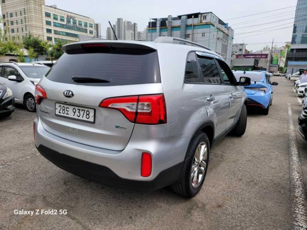 KIA Sorento - Vista 4