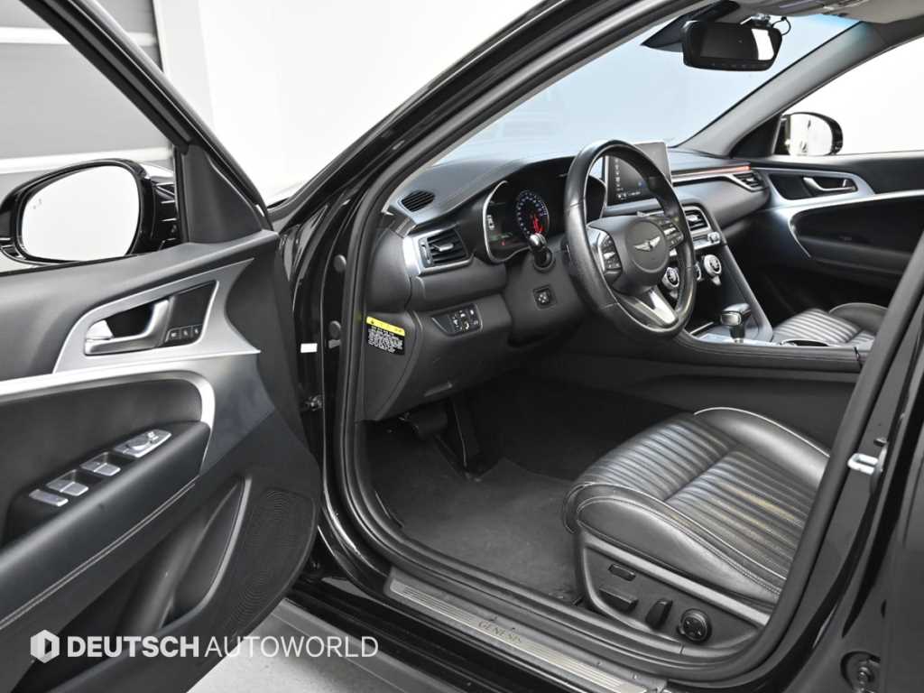 Genesis G70 - Vista 11