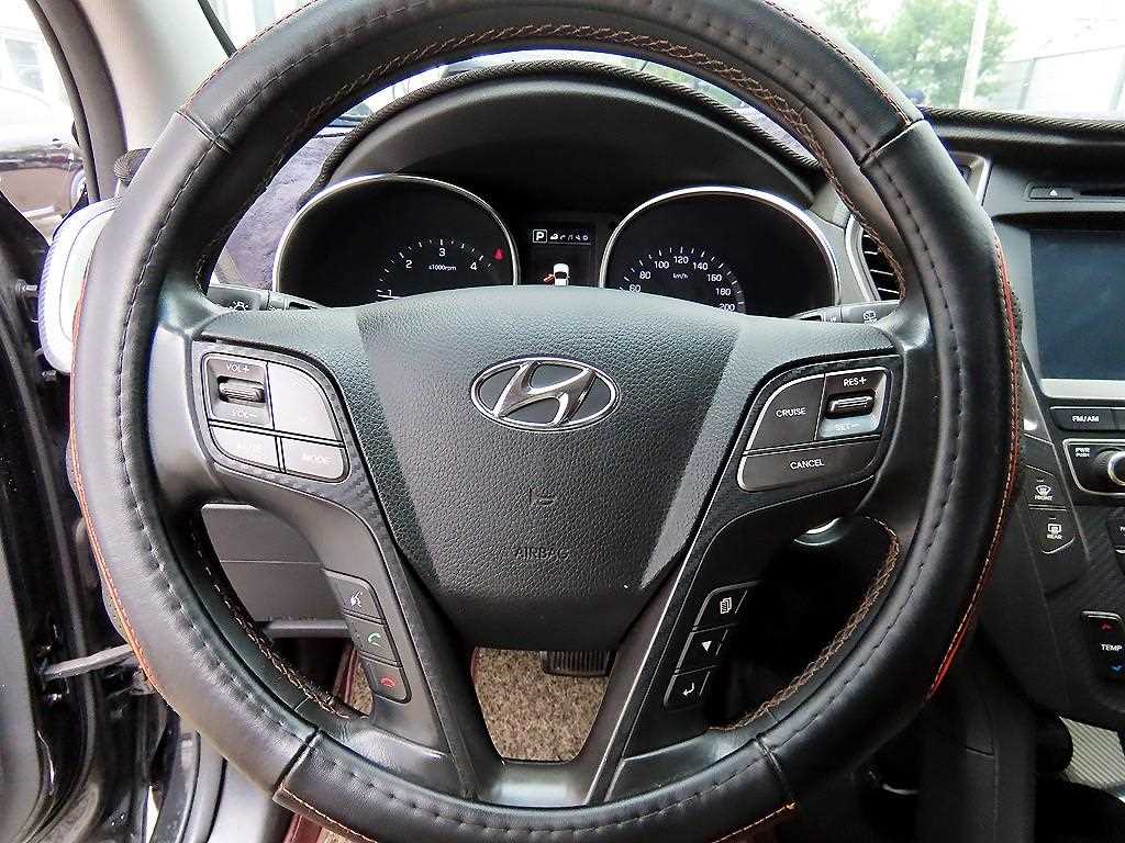 HYUNDAI Santa Fe - Vista 8
