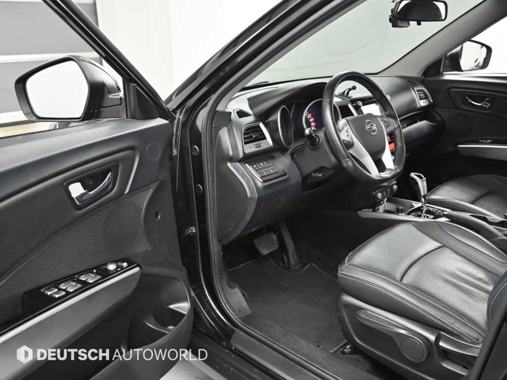 Ssangyong Tivoli - Vista 11