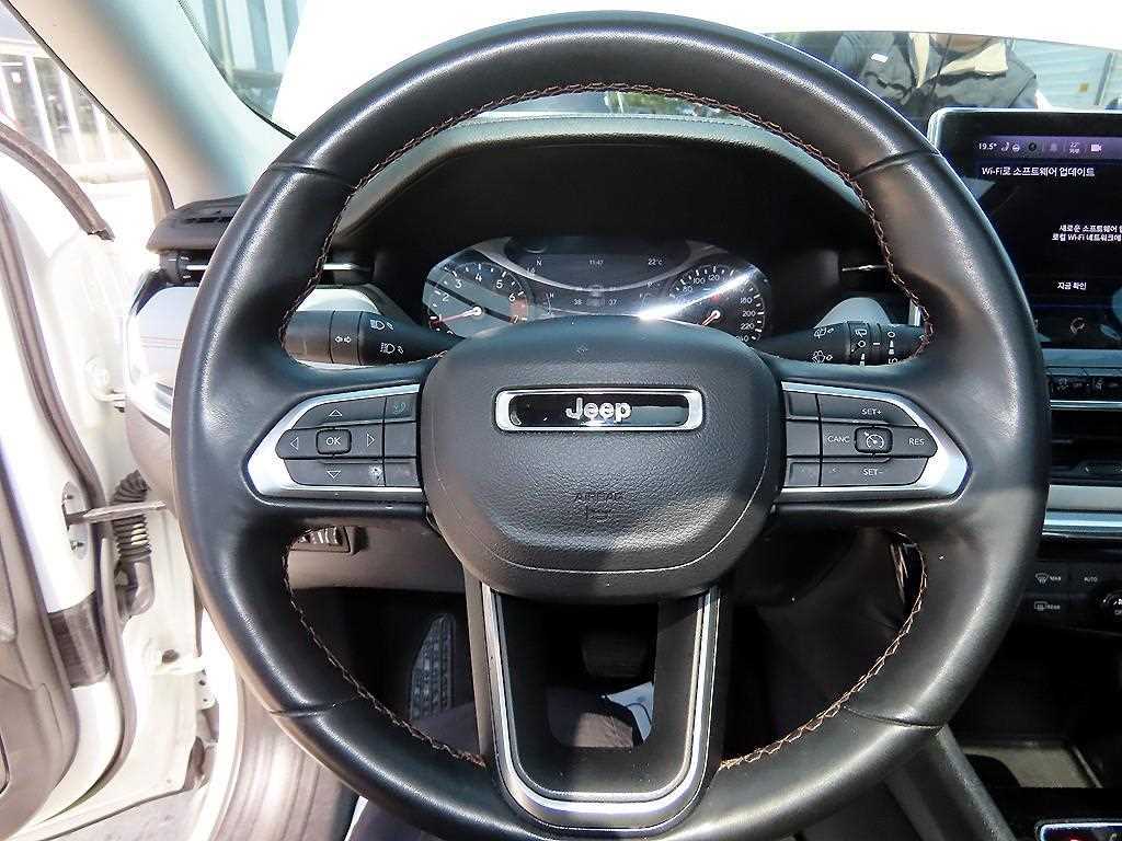 Jeep Compass - Vista 8