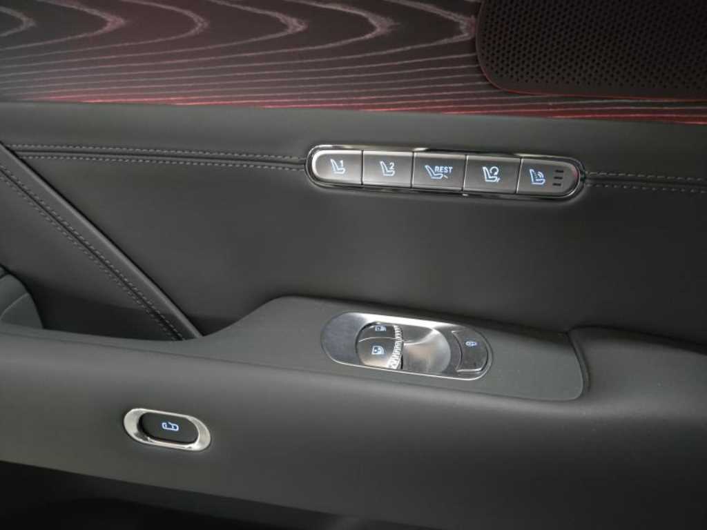 Genesis G90 2022 Negro - Importación desde Corea - HF Imports Iquique - Foto 19