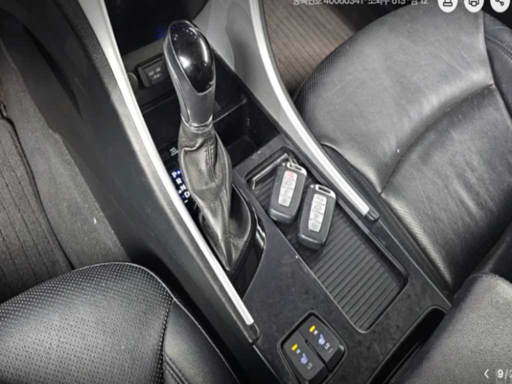 HYUNDAI Sonata - Vista 7