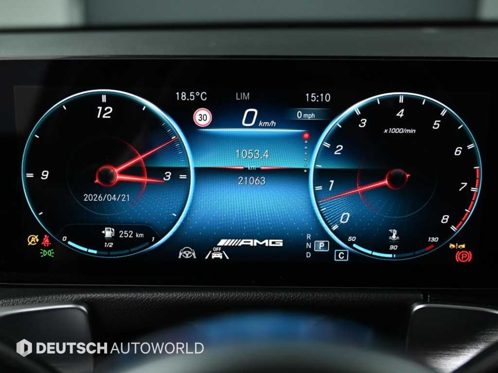 Mercedes Benz GLB Class - Vista 8