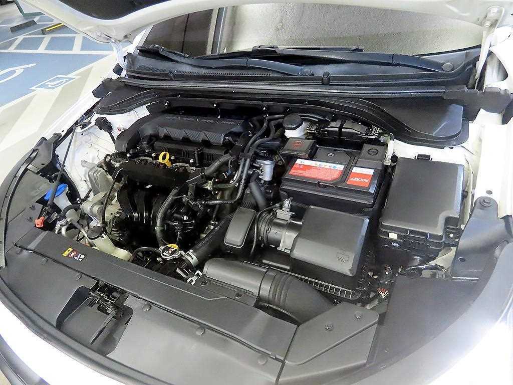 HYUNDAI Avante 2019 Blanco - Importación desde Corea - HF Imports Iquique - Foto 18