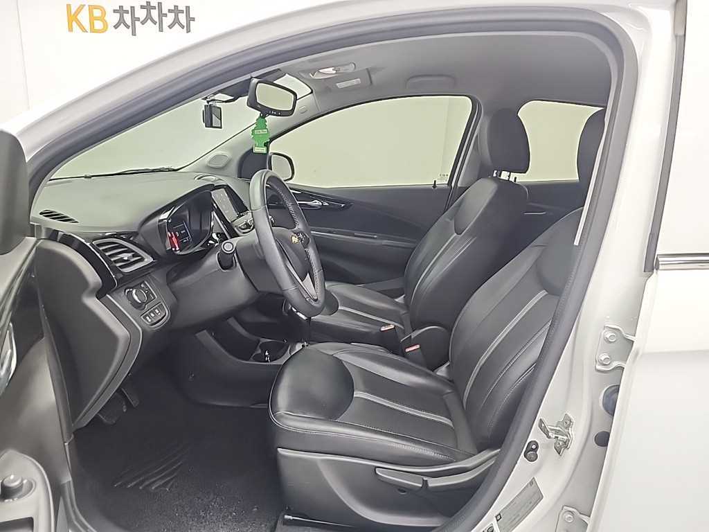 Chevrolet Spark - Vista 11