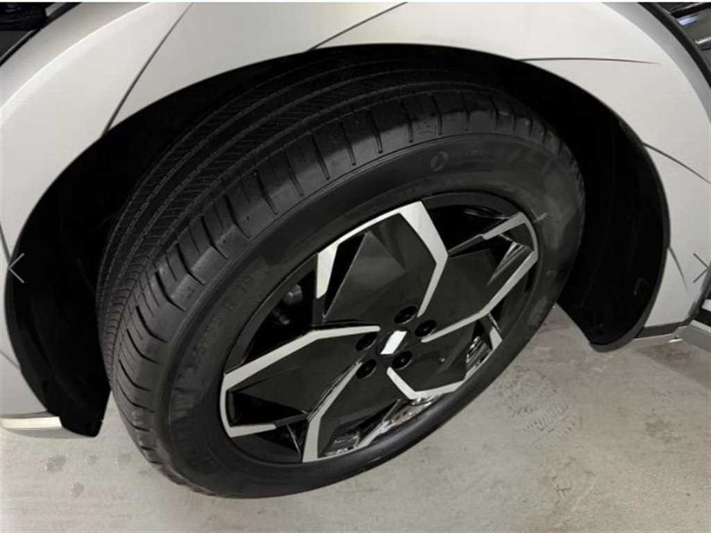 HYUNDAI Ioniq 5 - Vista 11