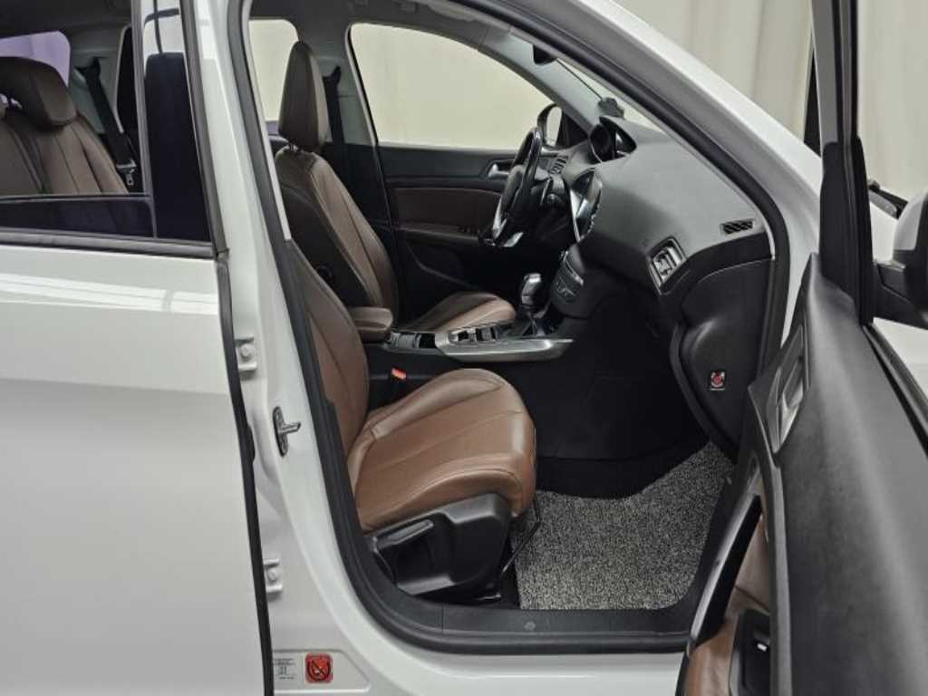 Peugeot 308 - Vista 11