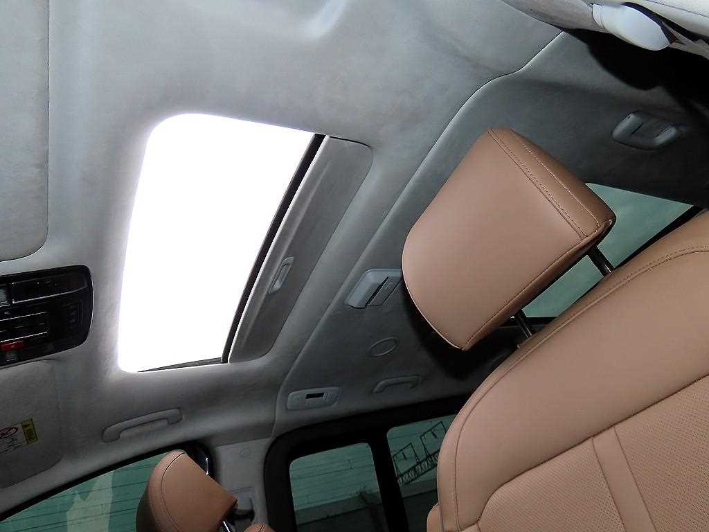 HYUNDAI Staria 2025 Gris - Importación desde Corea - HF Imports Iquique - Foto 15