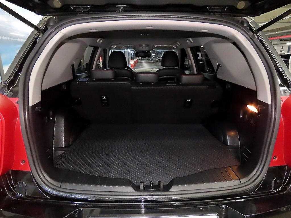 Ssangyong Tivoli 2018 Negro - Importación desde Corea - HF Imports Iquique - Foto 18