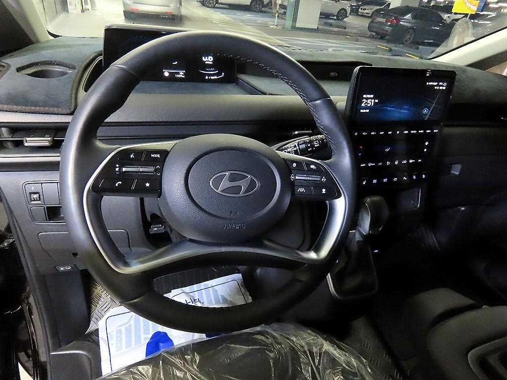 HYUNDAI Staria - Vista 8