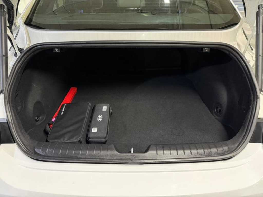 HYUNDAI Ioniq 6 2023 Blanco - Importación desde Corea - HF Imports Iquique - Foto 17