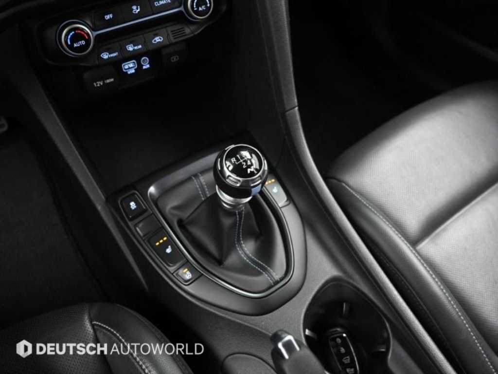 HYUNDAI Veloster - Vista 9