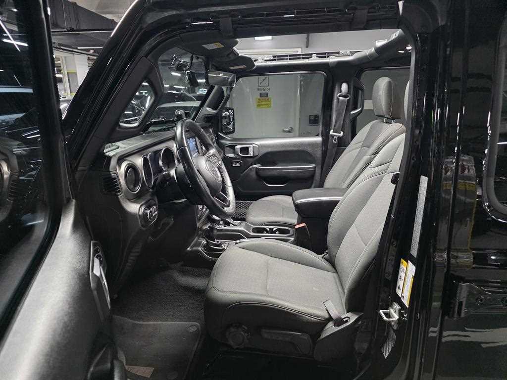 Jeep Wrangler - Vista 7