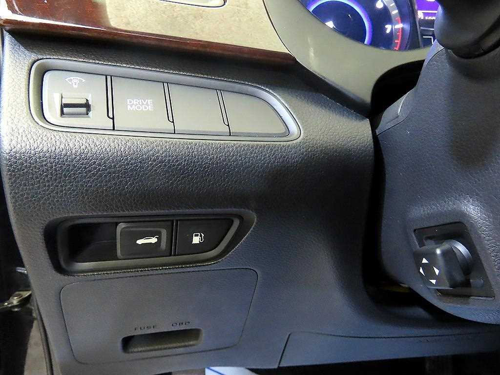 HYUNDAI Grandeur 2014 Negro - Importación desde Corea - HF Imports Iquique - Foto 14