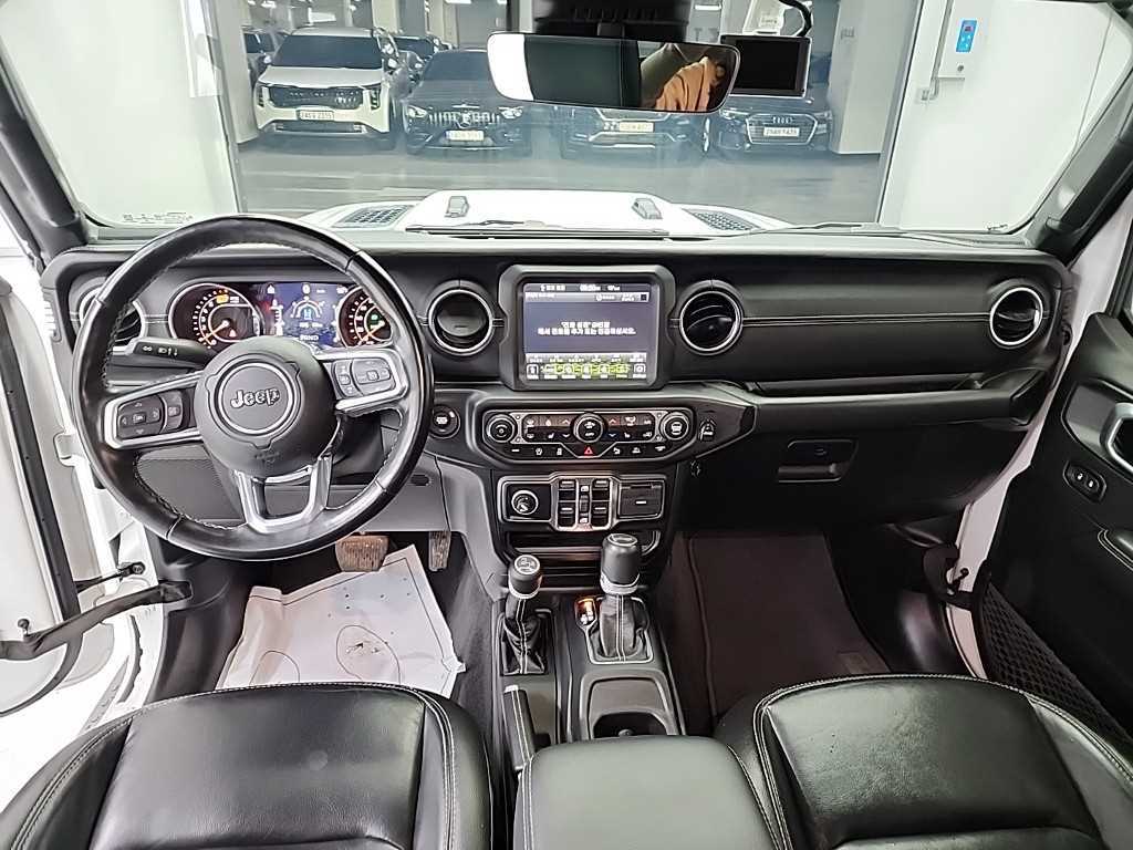 Jeep Wrangler - Vista 7