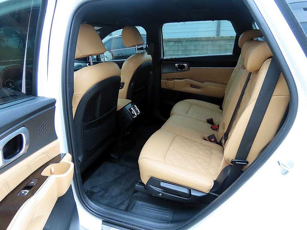 KIA Sorento - Vista 6