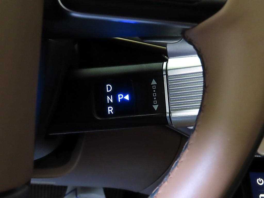 HYUNDAI Grandeur - Vista 12