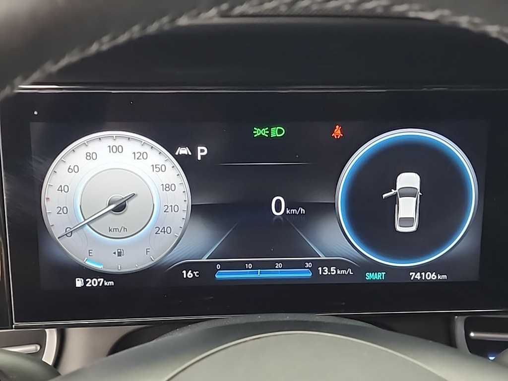 HYUNDAI Avante - Vista 6