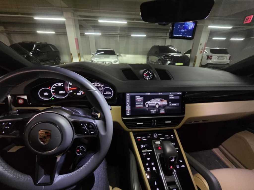 Porsche Cayenne - Vista 6
