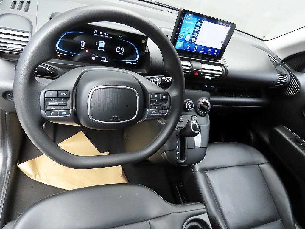 HYUNDAI Casper - Vista 7