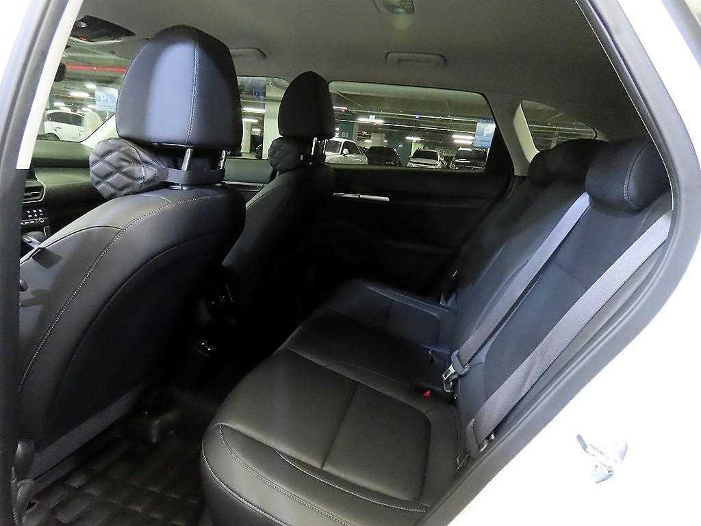 KIA Seltos - Vista 7