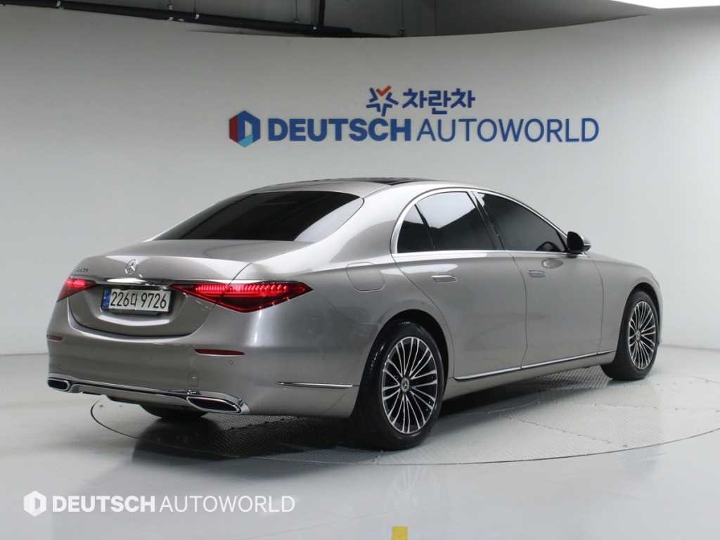 Mercedes Benz S Class - Vista 2