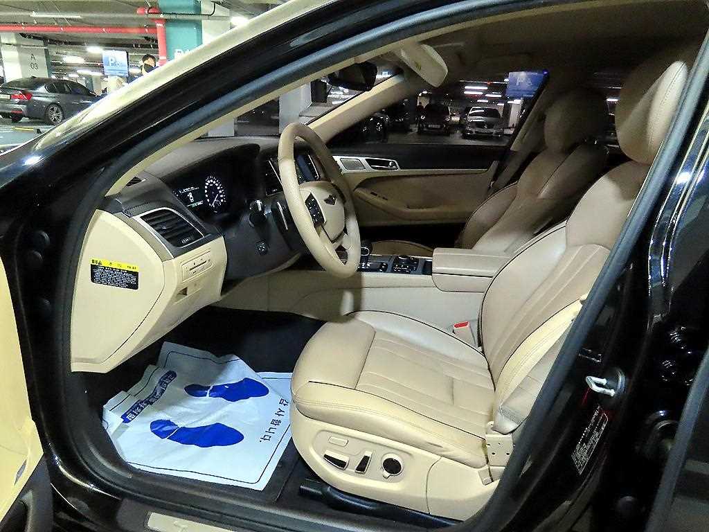 Genesis G80 - Vista 7