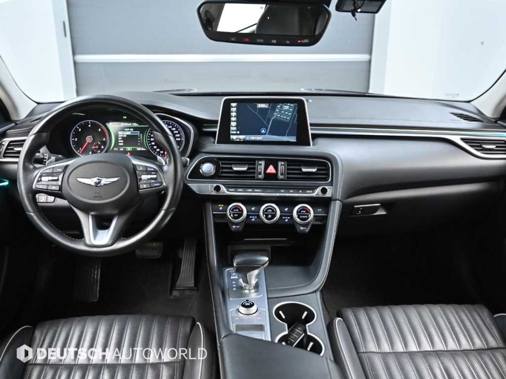 Genesis G70 - Vista 7