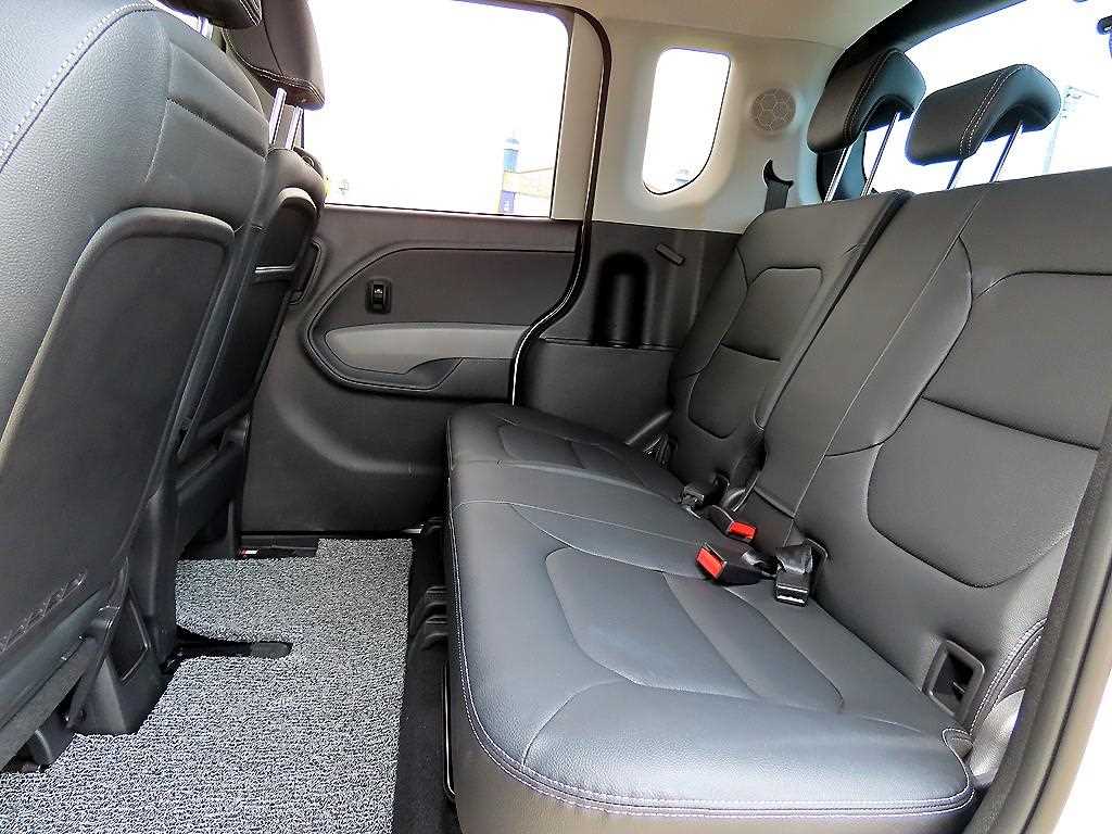 KIA Ray - Vista 6