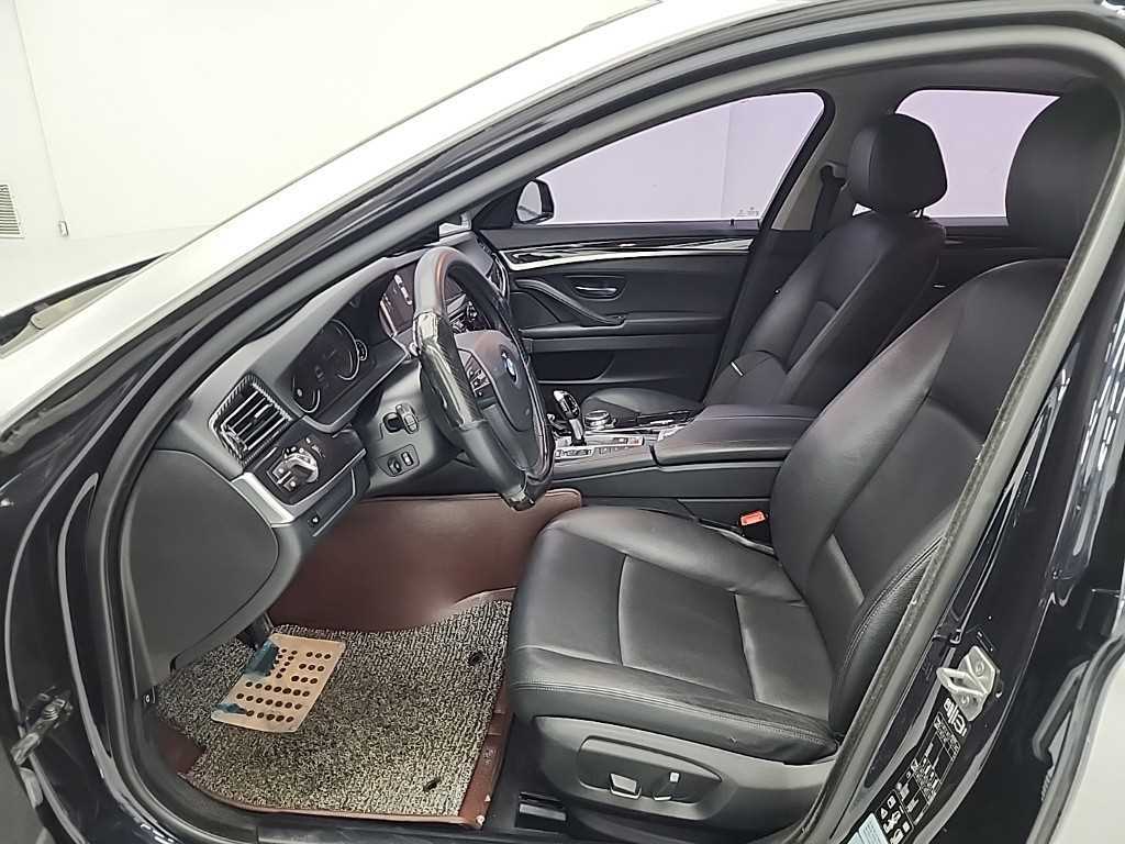 BMW 5 Series - Vista 11