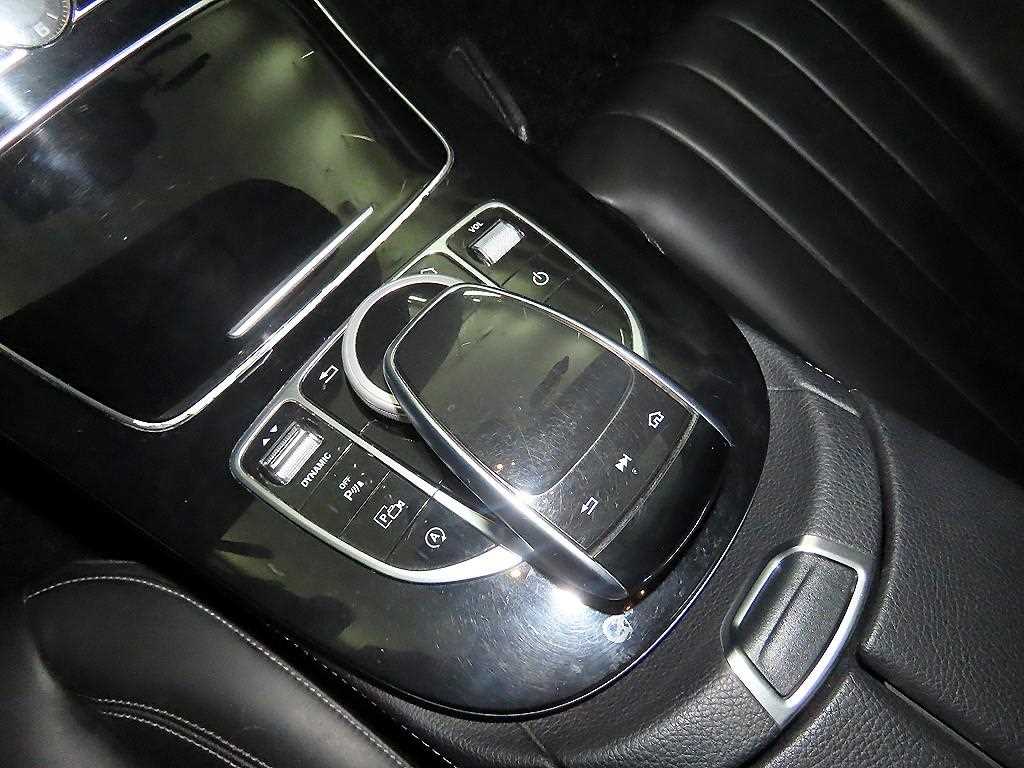 Mercedes Benz E class 2017 Plateado - Importación desde Corea - HF Imports Iquique - Foto 13