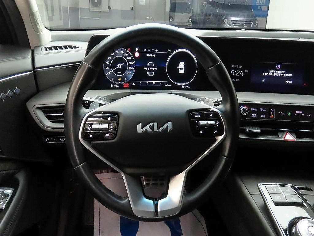 KIA K8 - Vista 7