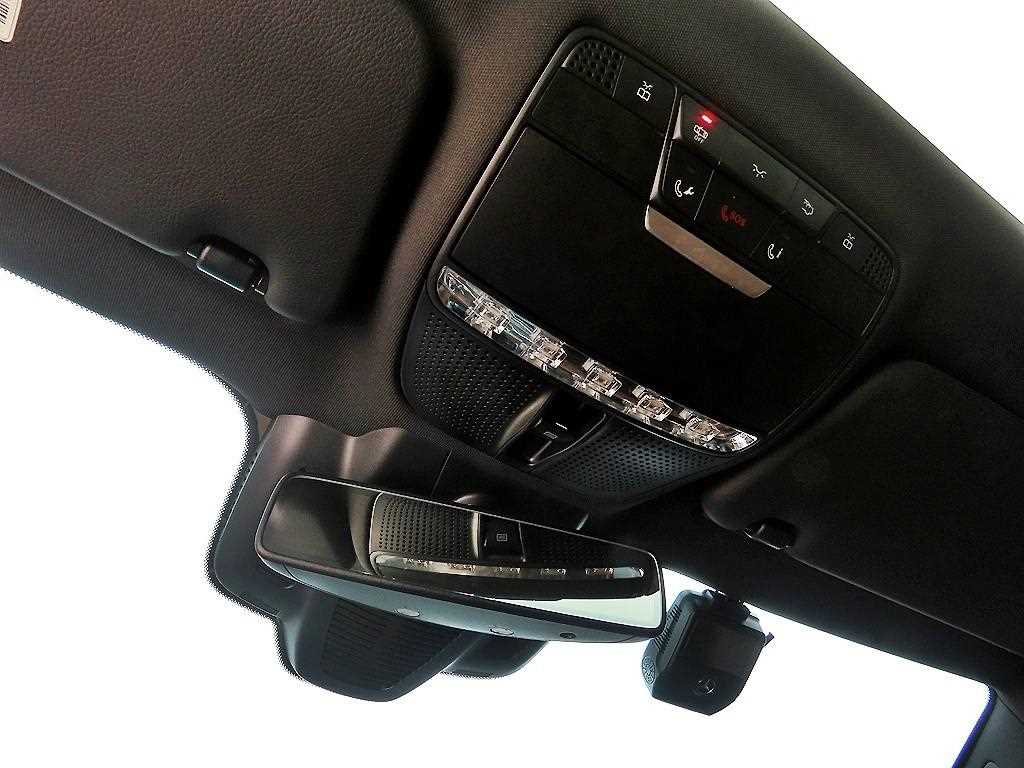 Mercedes Benz E class 2018 Negro - Importación desde Corea - HF Imports Iquique - Foto 18
