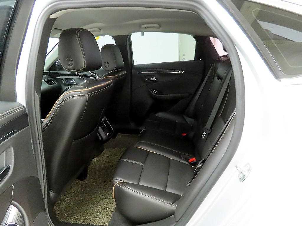 Chevrolet Impala 2016 Plateado - Importación desde Corea - HF Imports Iquique - Foto 14