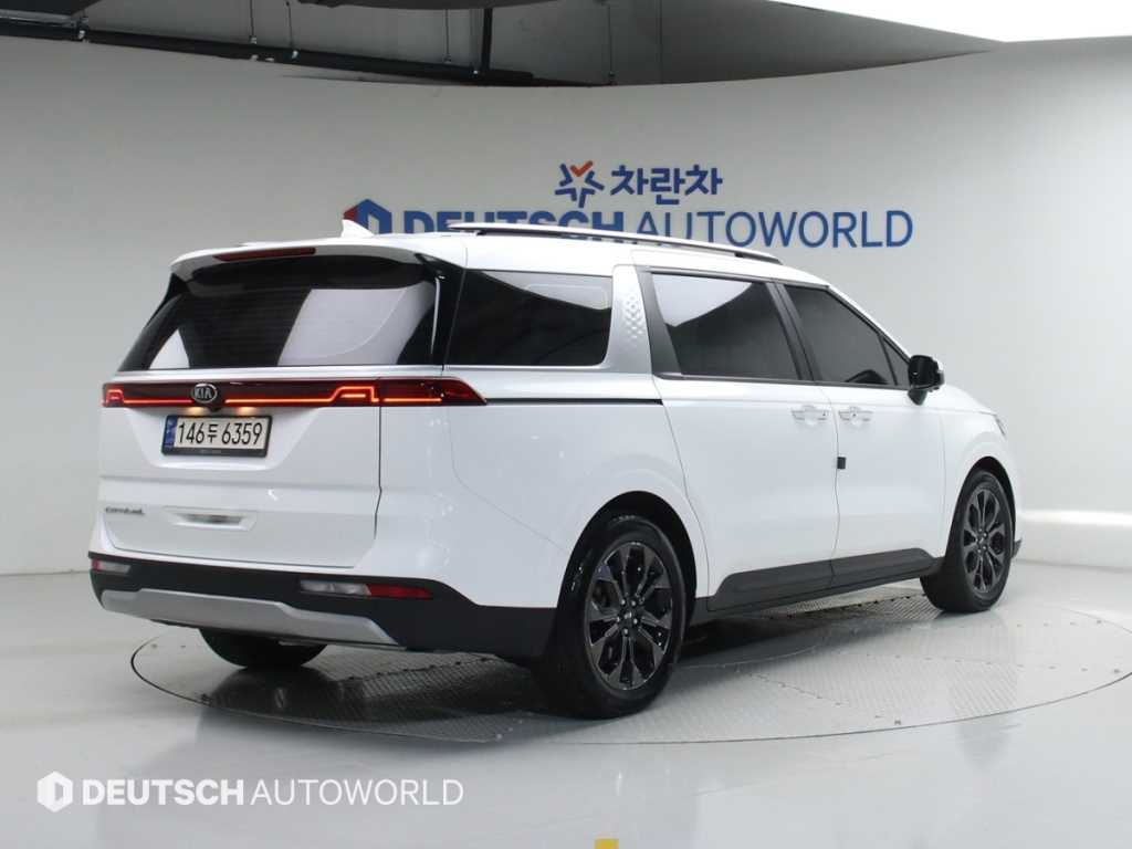 KIA Carnival - Vista 2