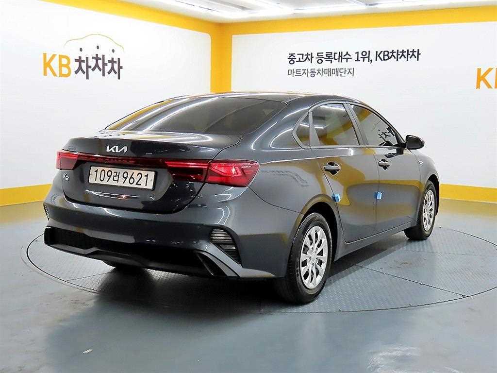 KIA K3 - Vista 4