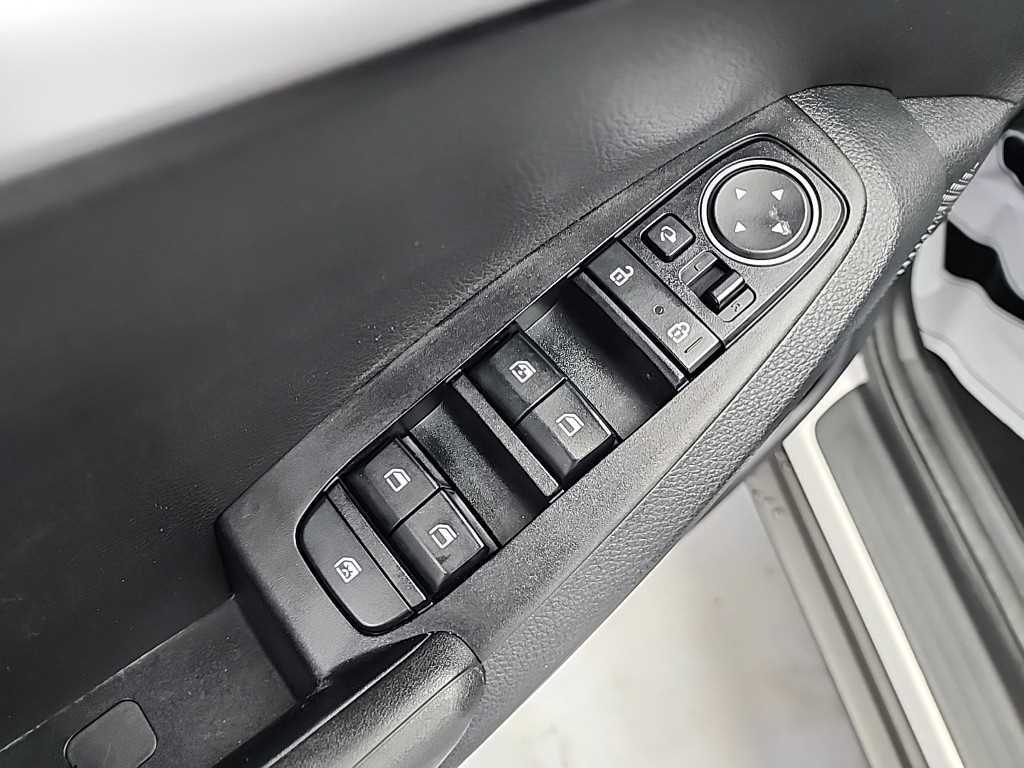 KIA Seltos 2020 Blanco - Importación desde Corea - HF Imports Iquique - Foto 18