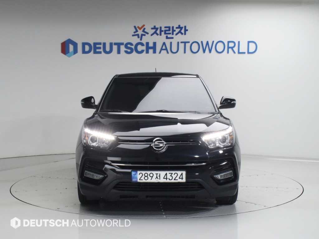 Ssangyong Tivoli - Vista 3