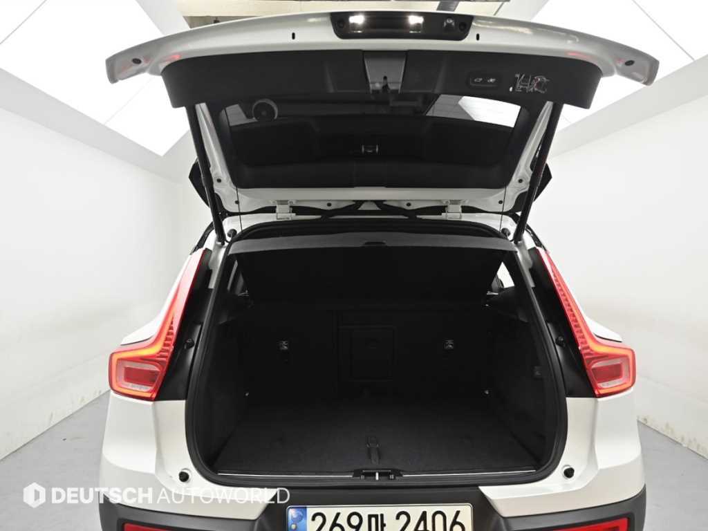 Volvo XC40 2021 Blanco - Importación desde Corea - HF Imports Iquique - Foto 19