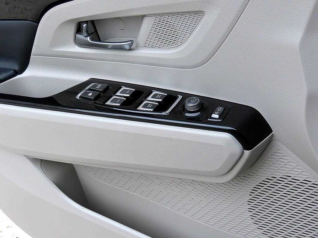 Ssangyong Korando - Vista 11