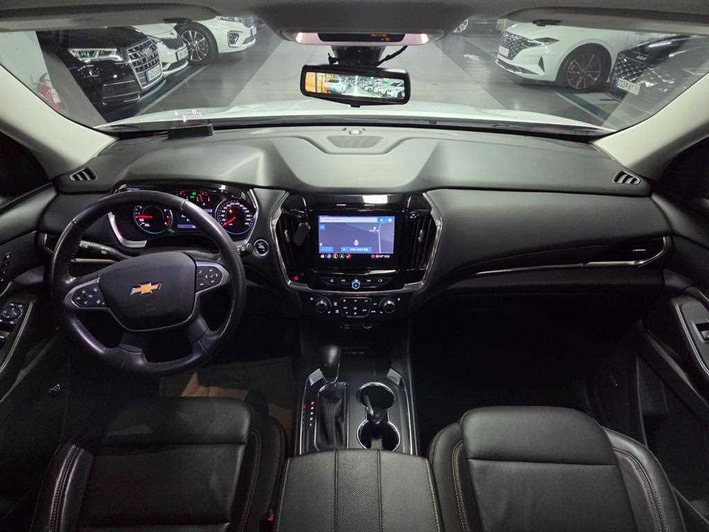 Chevrolet Travers - Vista 7