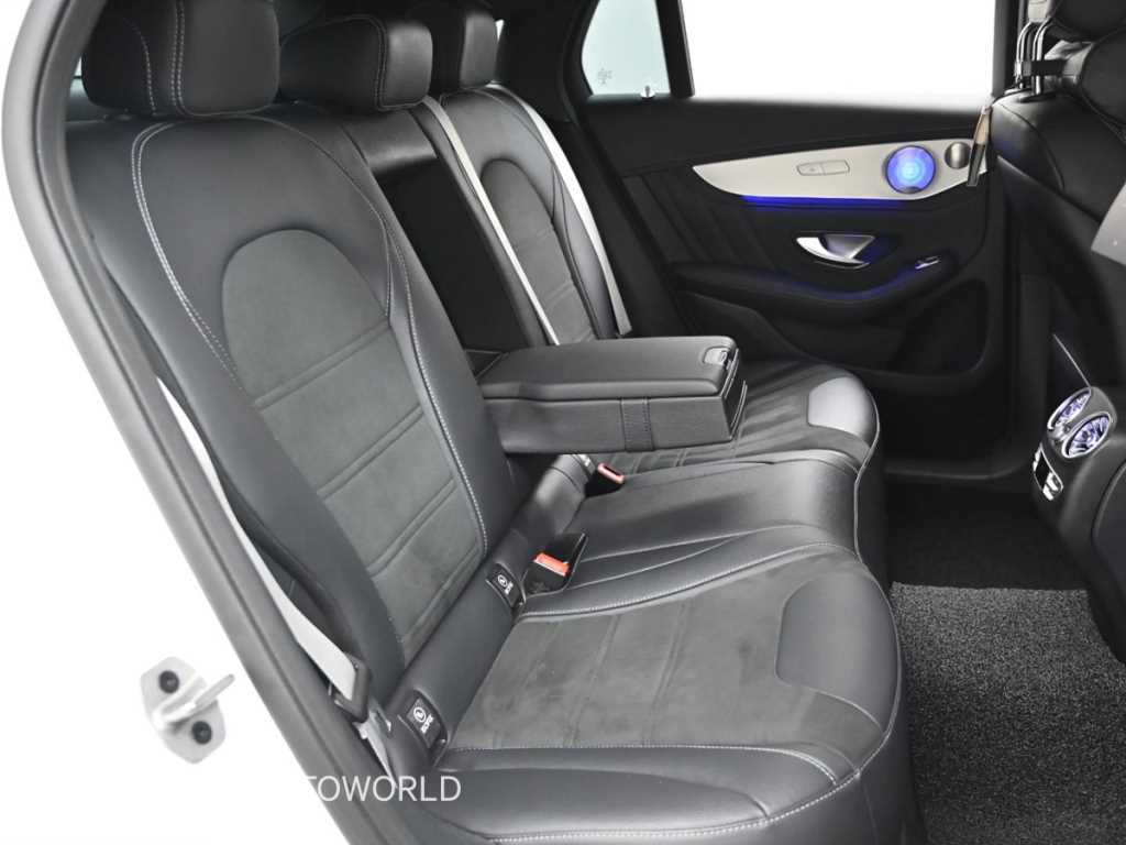 Mercedes Benz GLC Class - Vista 12