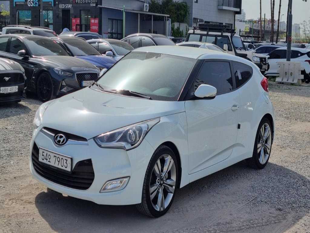 HYUNDAI Veloster 2012 Blanco - Importación desde Corea - HF Imports Iquique - Foto 1