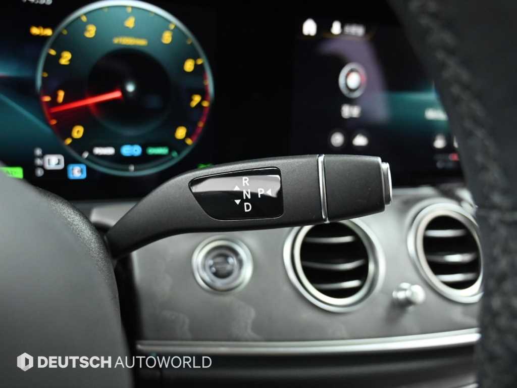 Mercedes Benz E class - Vista 9
