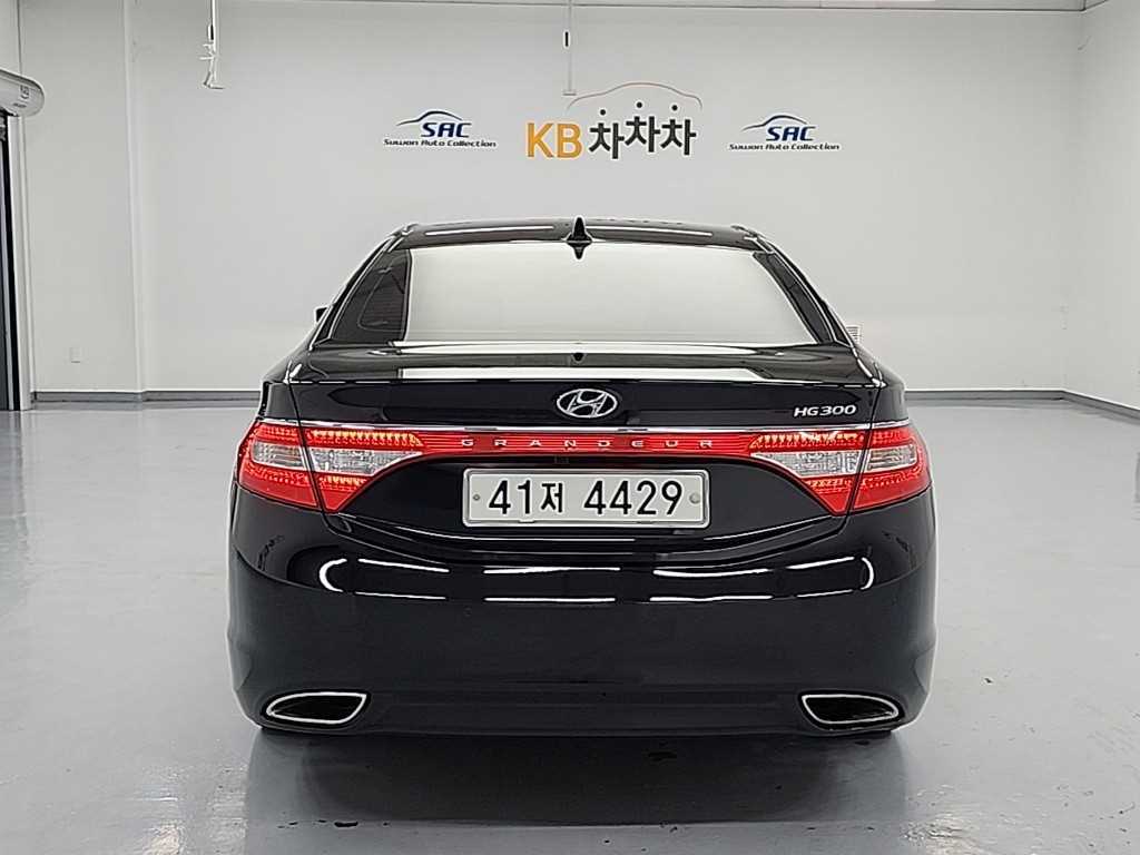HYUNDAI Grandeur - Vista 3