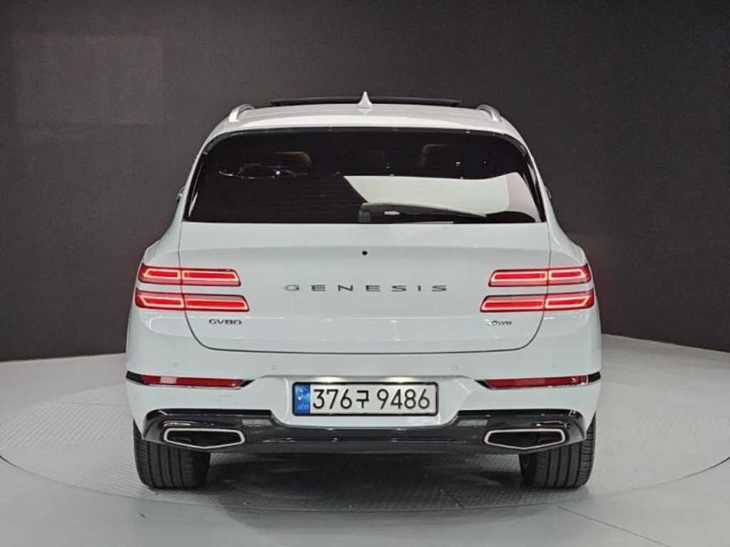 Genesis GV80 - Vista 4
